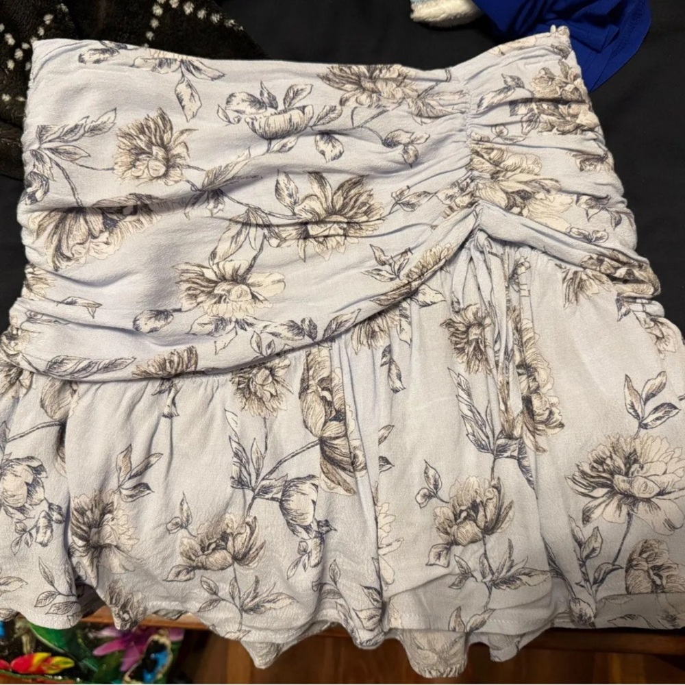 Forever 21 Light blue floral mini skirt
